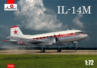 Самолёт Ил-14М красный